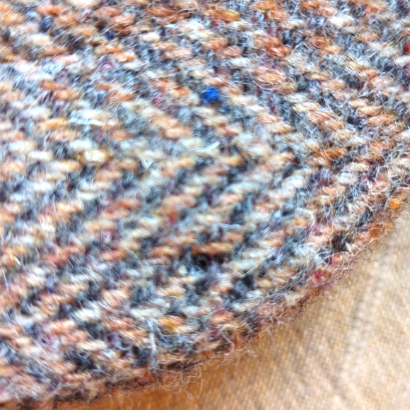 Wool Harris Tweed Hat made by Dunn & Co - Picture 8 of 8